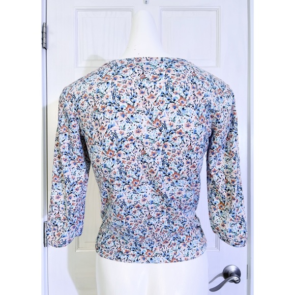 GUC | A. Byer | V Neck Lattice Cutout 3/4 Sleeve Floral Blouse w/Ruching | Small - Picture 6 of 15